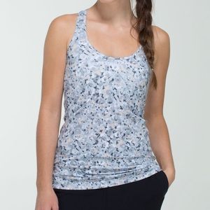 Lululemon cool race back tank top in not so petite fleur silver spoon size 4